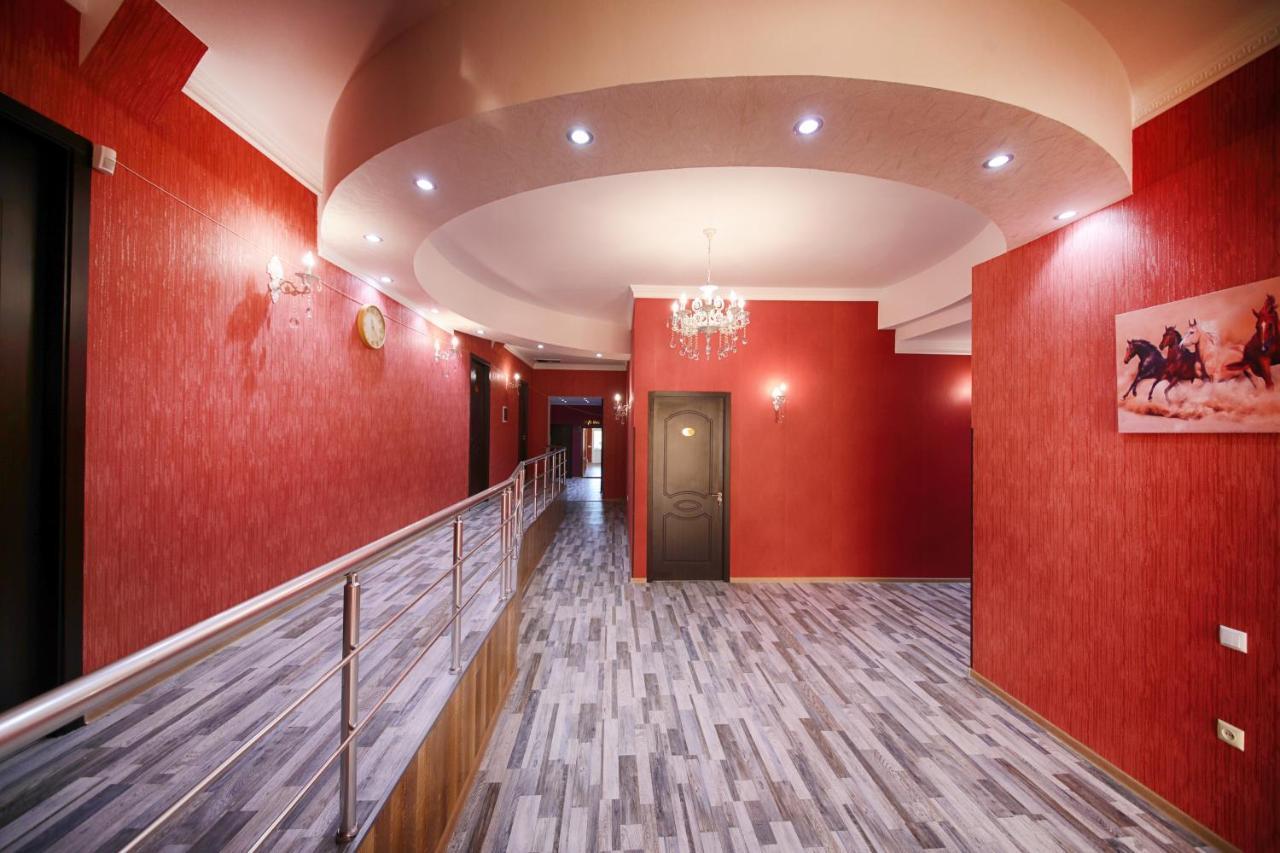 Hotel Tamari Кутаїсі Екстер'єр фото