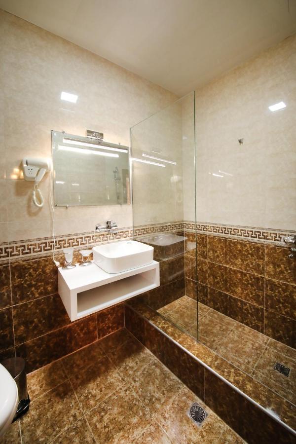 Hotel Tamari Кутаїсі Екстер'єр фото