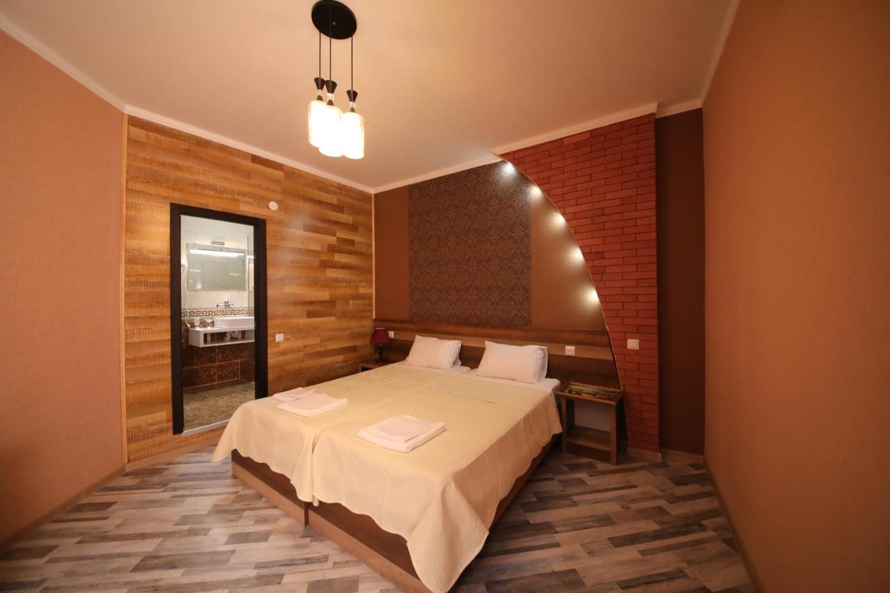 Hotel Tamari Кутаїсі Екстер'єр фото