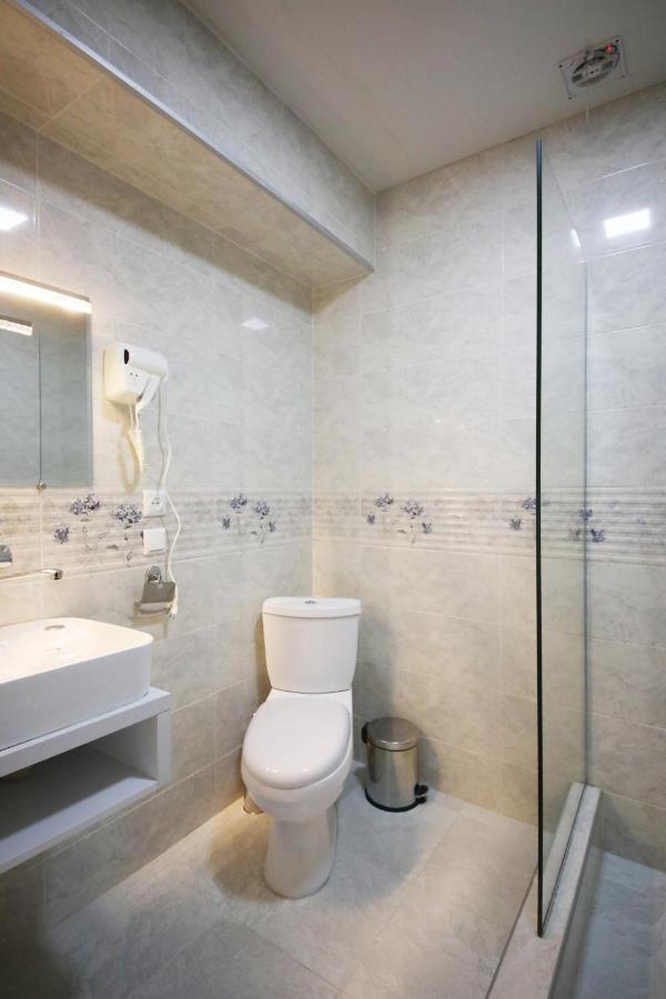 Hotel Tamari Кутаїсі Екстер'єр фото
