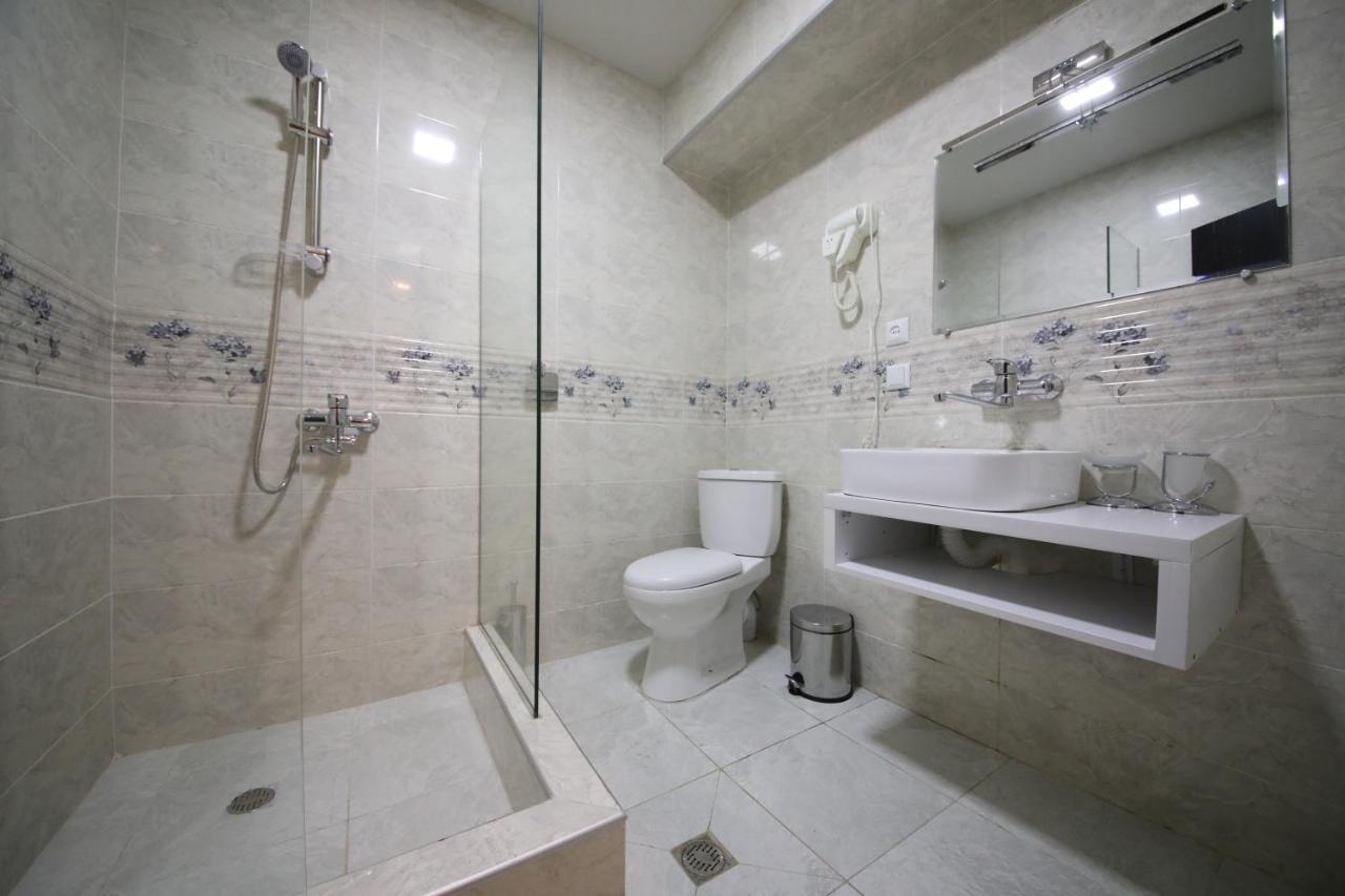 Hotel Tamari Кутаїсі Екстер'єр фото