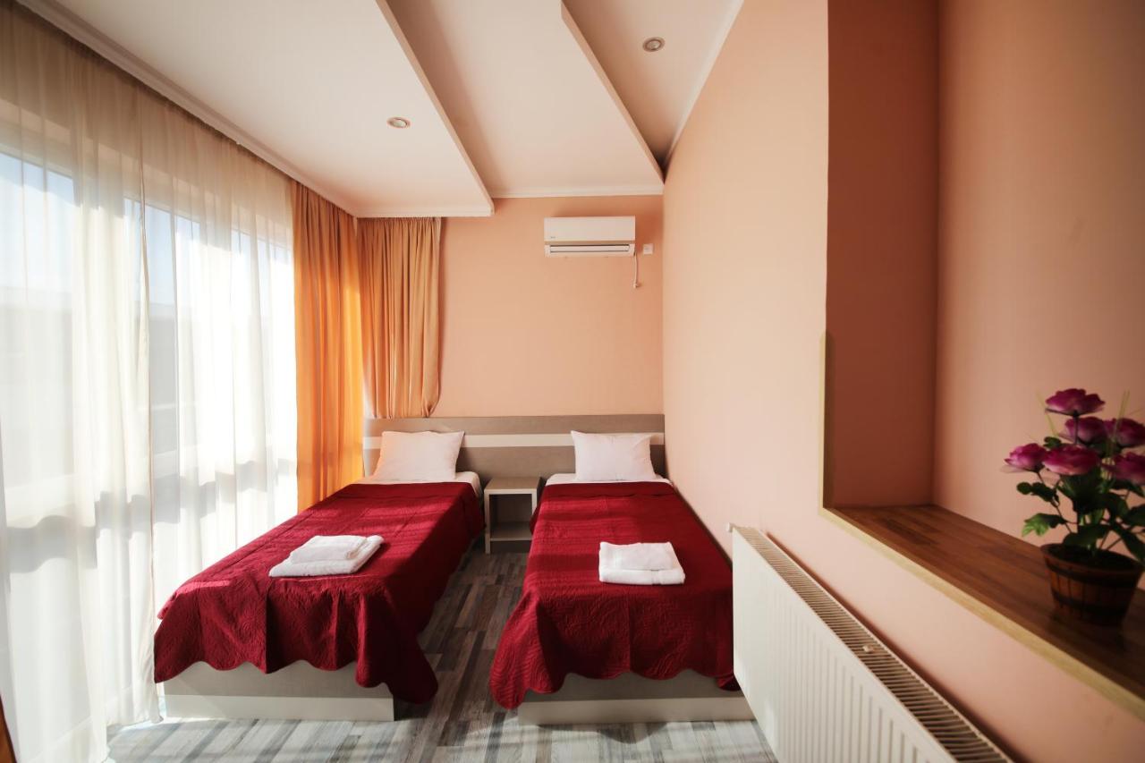 Hotel Tamari Кутаїсі Екстер'єр фото